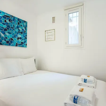 Cmg Montmartre/ Trois Frères Parigi